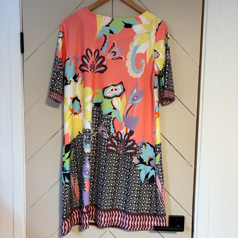 Isle by Melis Kozan Pink Abstract Floral Print Shift Dress Size M - Picture 3 of 5